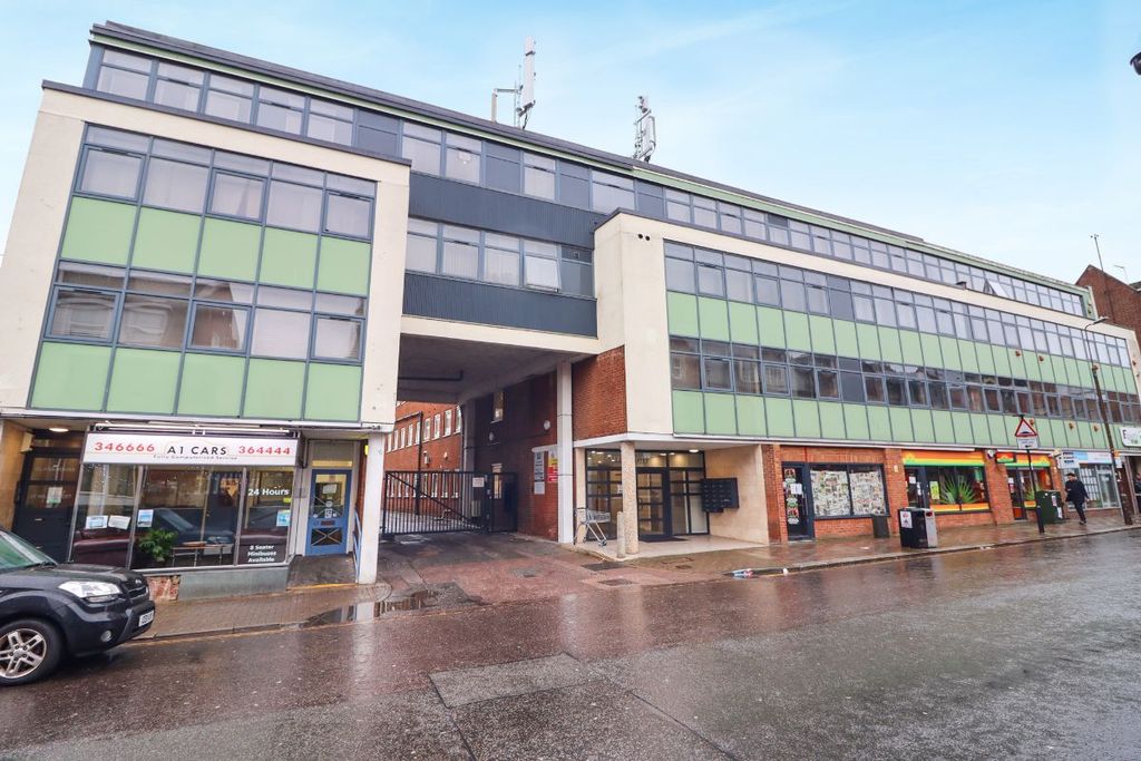 Property photo 1 of 11