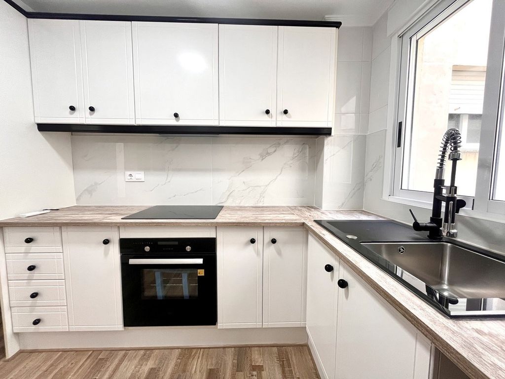 Property photo 3 of 31