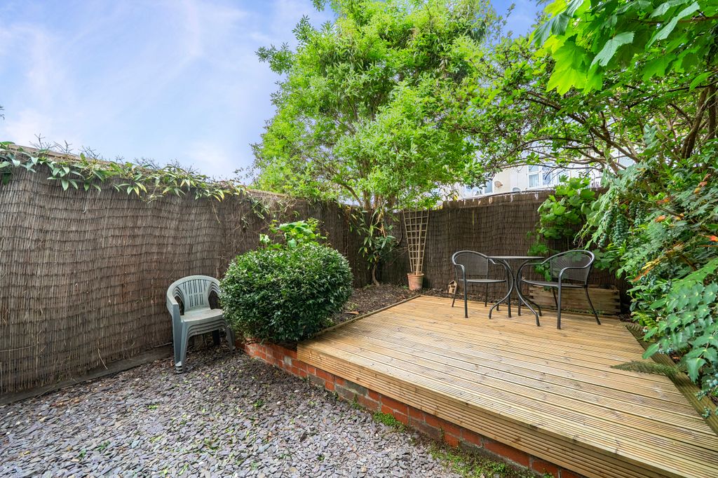 Property photo 3 of 17 Picture No. 08