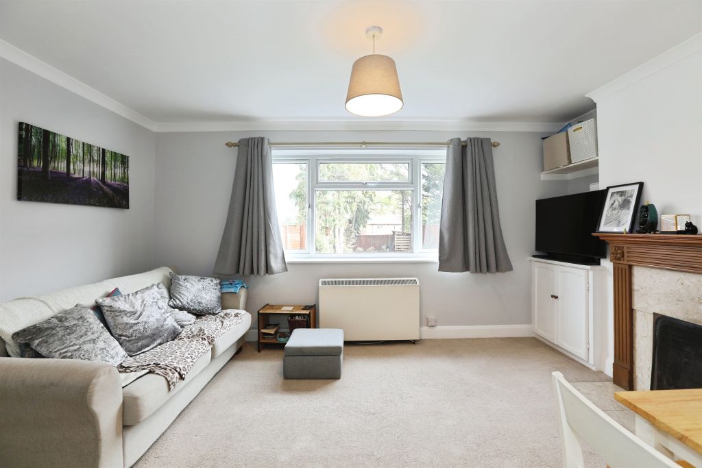 Property photo 2 of 24