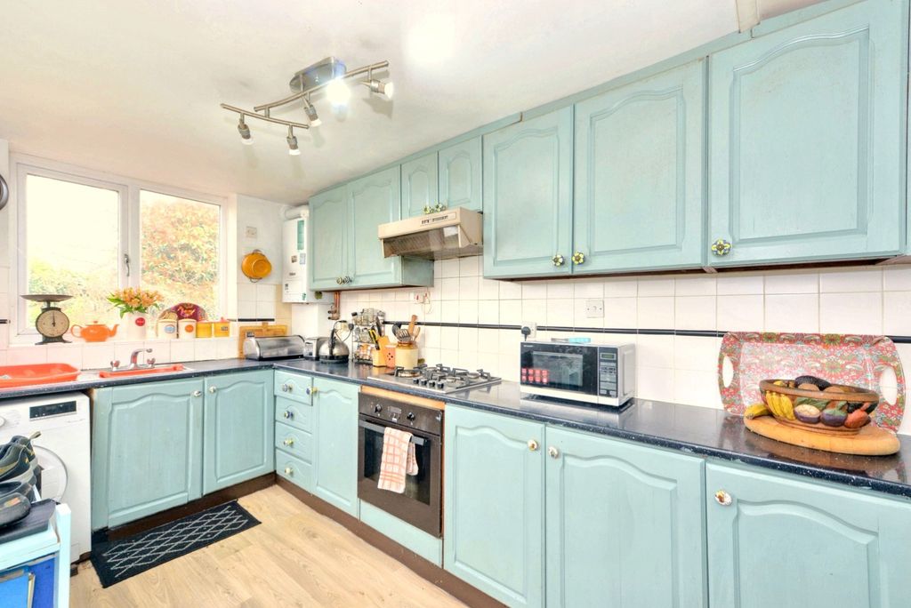 Property photo 2 of 28 3286876