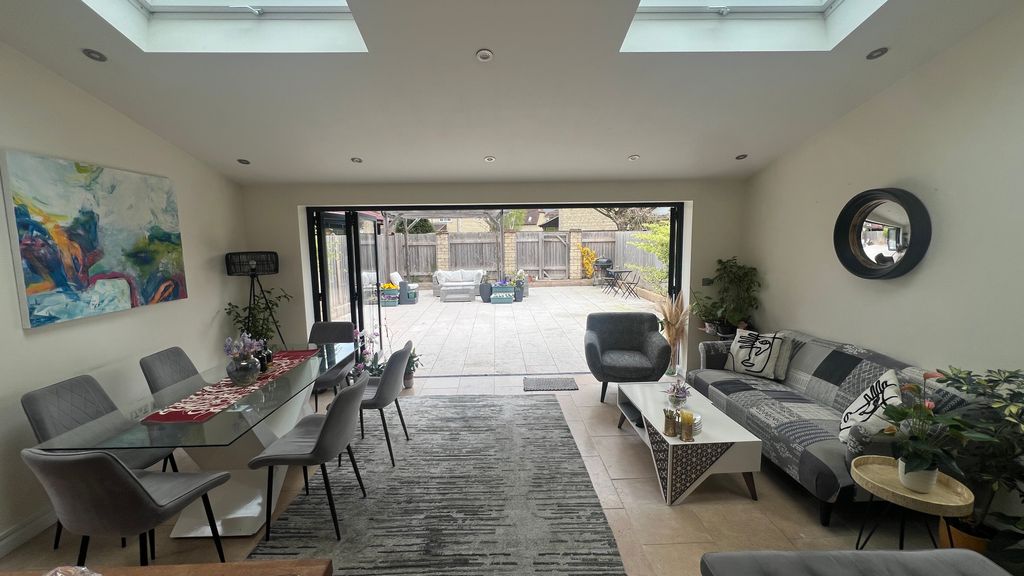 Property photo 3 of 16 Property