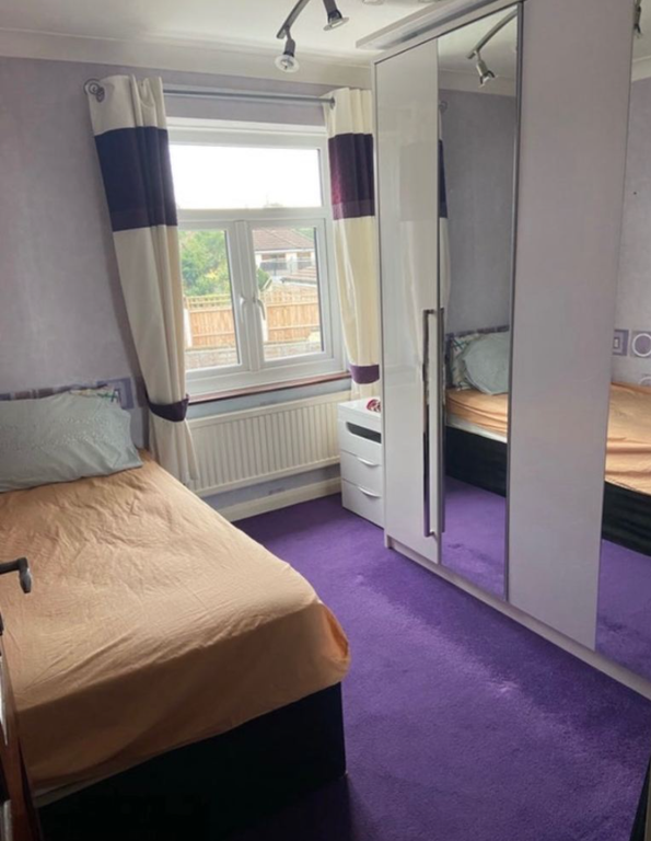 Property photo 3 of 6