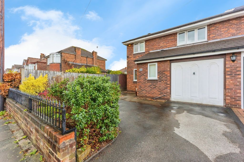 Property photo 1 of 17 Photo