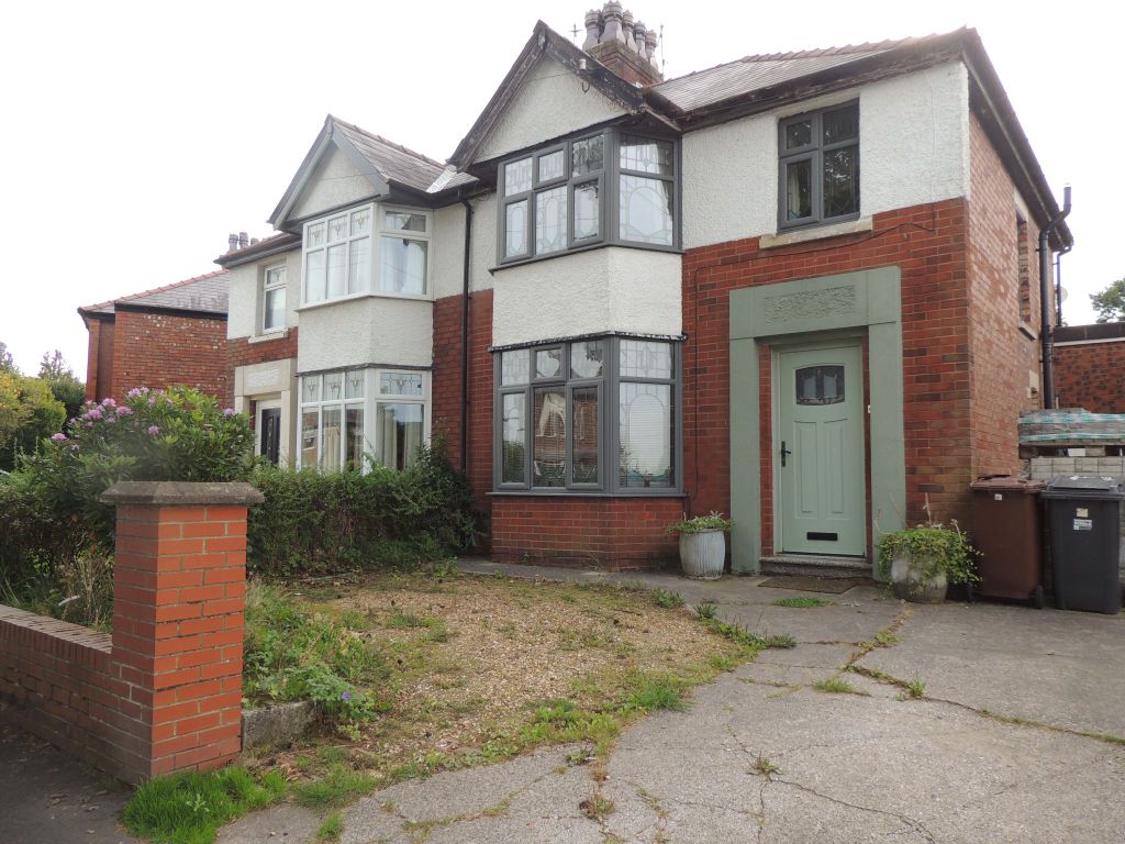 Property photo 2 of 16 Front