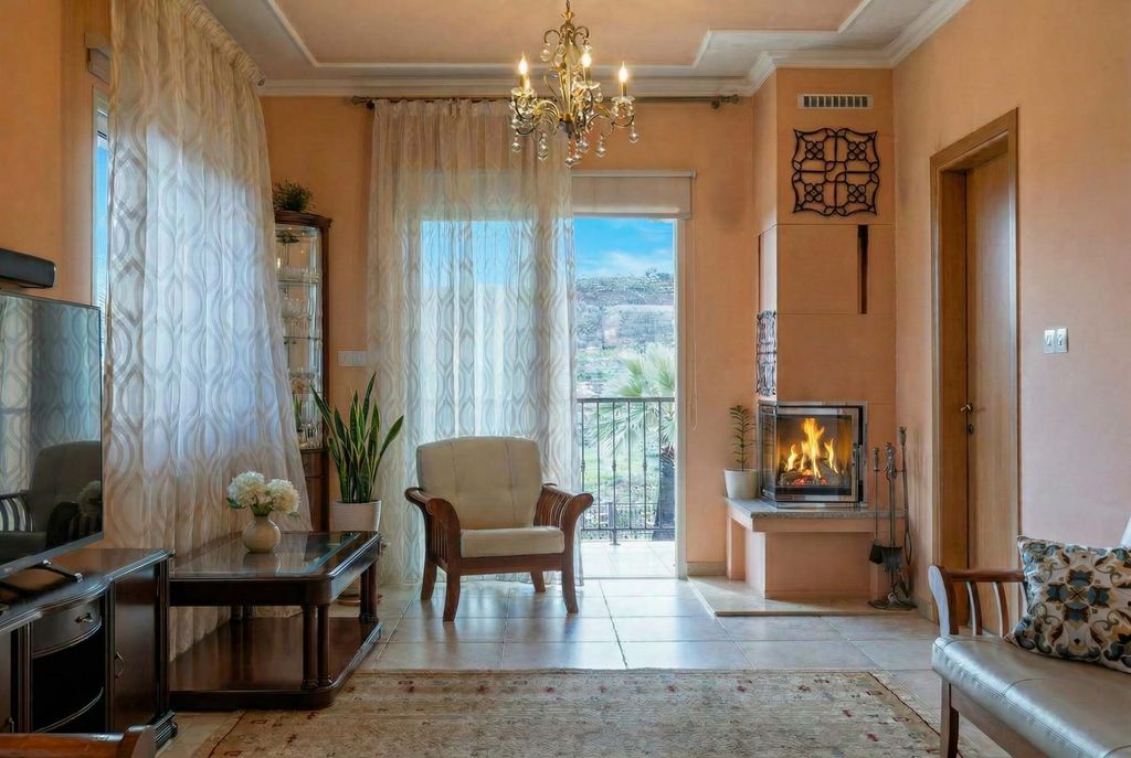 Property photo 3 of 24