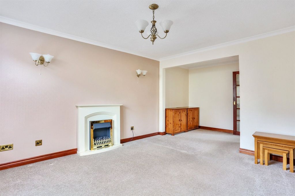 Property photo 2 of 12 Picture No. 02