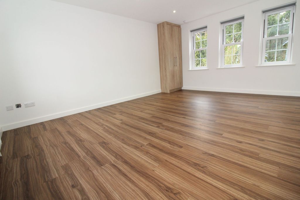 Additional image 9 of 1 bed property for saleCroham Road, Crowborough TN6