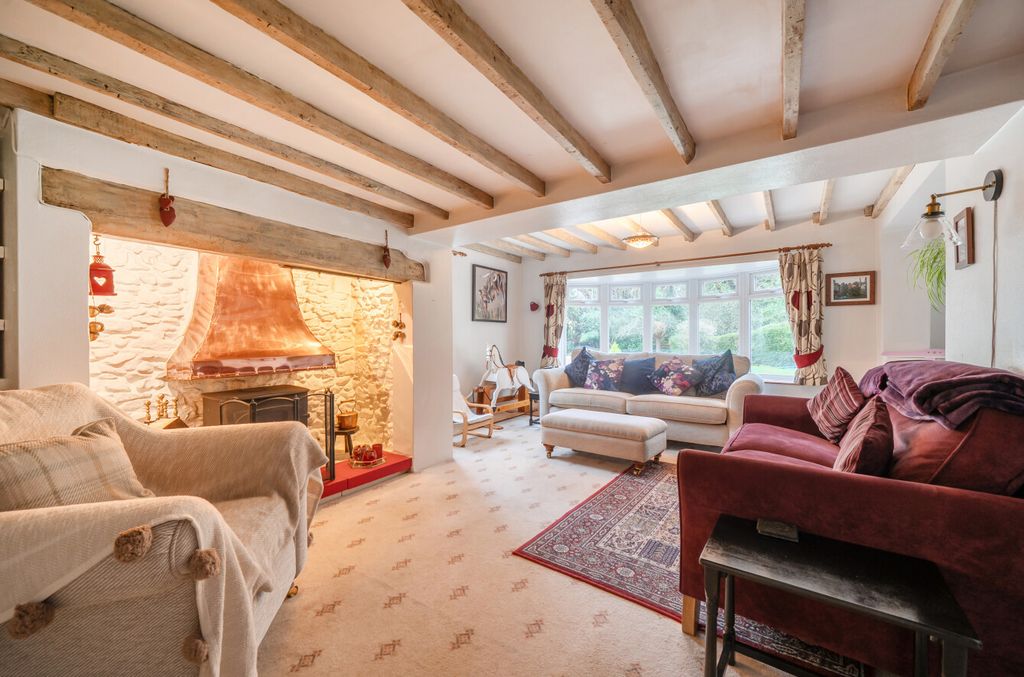 Property photo 2 of 26 1422737-12-69Aab3...