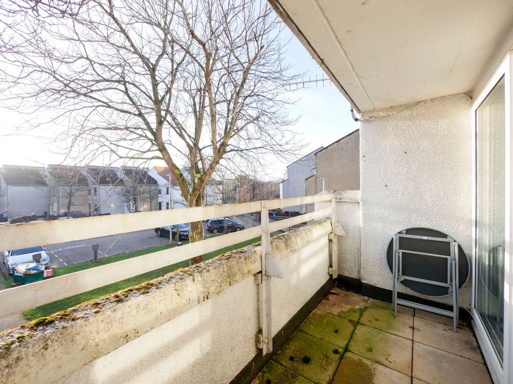 Property photo 2 of 14 Balcony