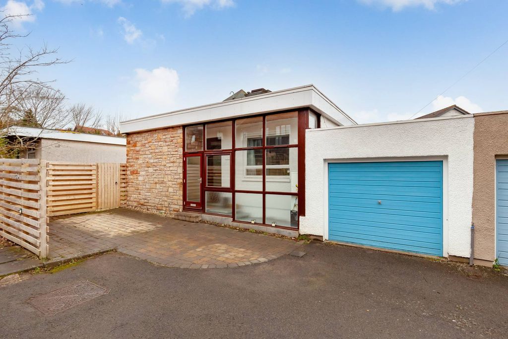 Property photo 2 of 25 Property Image 2