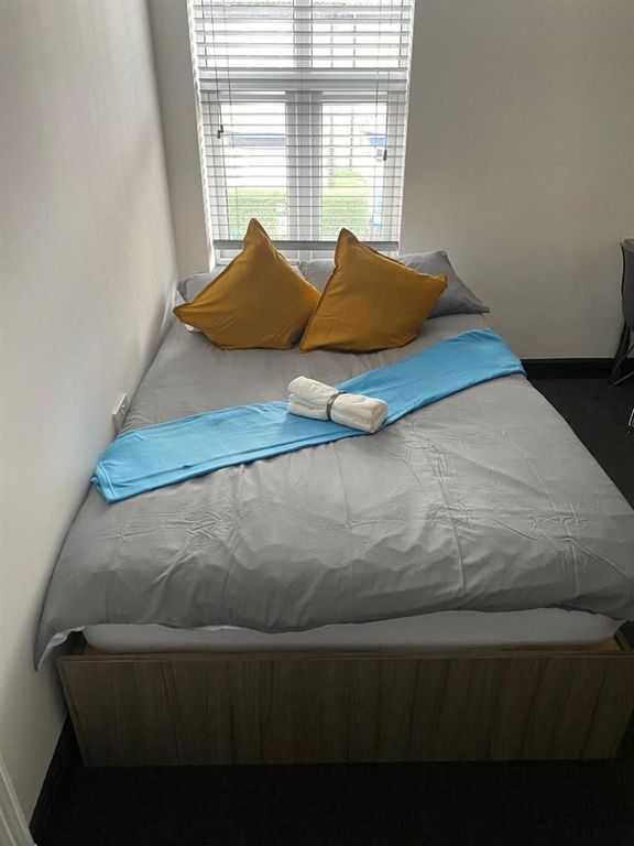 Property photo 1 of 4