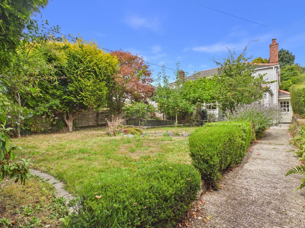 Property photo 3 of 18 Garden