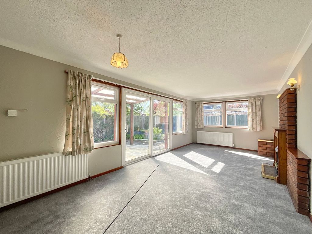 Property photo 2 of 14