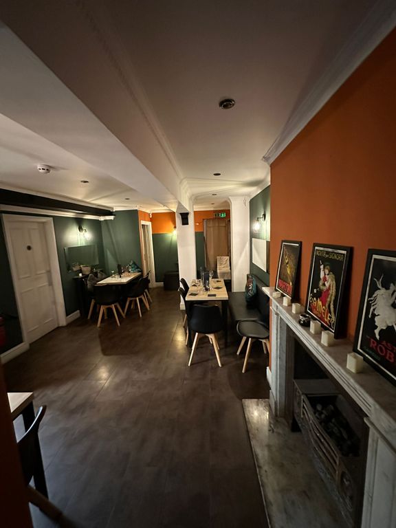 Property photo 1 of 9