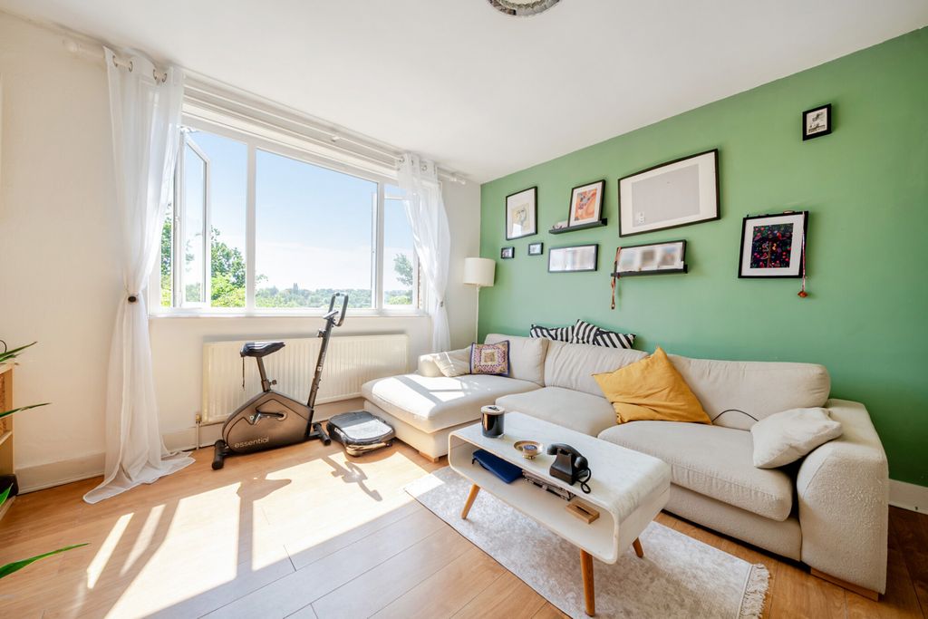 Property photo 3 of 17 16-6A69E48d7d9Bd-...