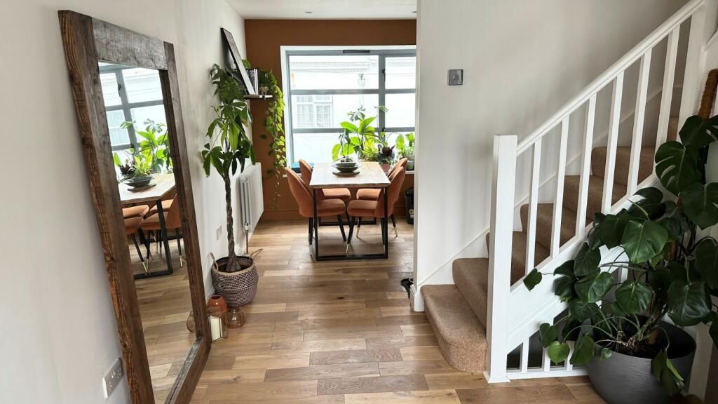 Property photo 1 of 12 3