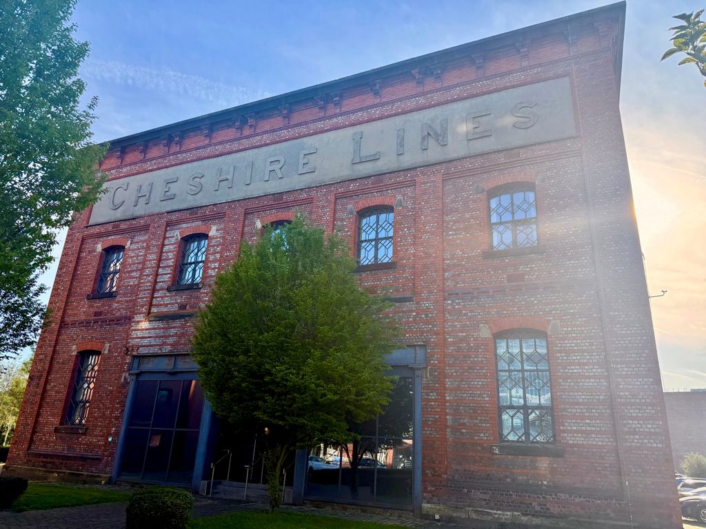 Property photo 1 of 8