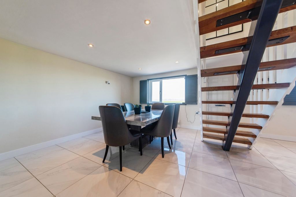 Additional image 20 of 4 bed detached house for saleBeesby Road, Alford LN13