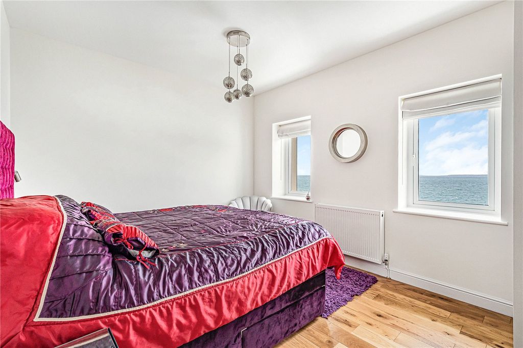 Additional image 9 of 3 bed flat for saleEsplanade Road, Newquay, Cornwall TR7