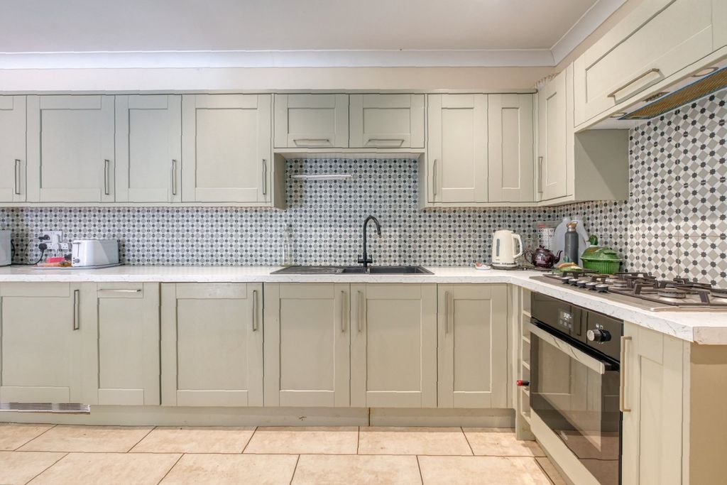 Additional image 22 of 5 bed detached bungalow for saleHempstead Lane, Hailsham BN27