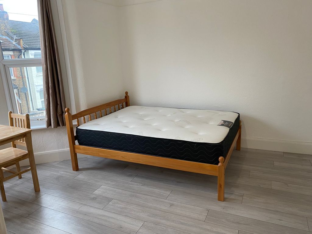 Property photo 3 of 4