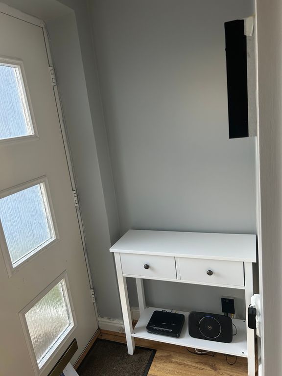 Property photo 1 of 11 Entrance
