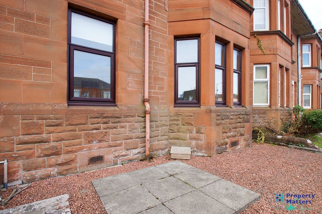 Property photo 2 of 12 Front