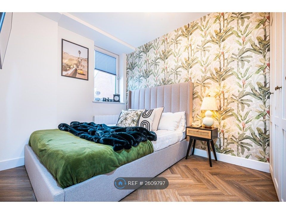 Property photo 1 of 15 Flat 6