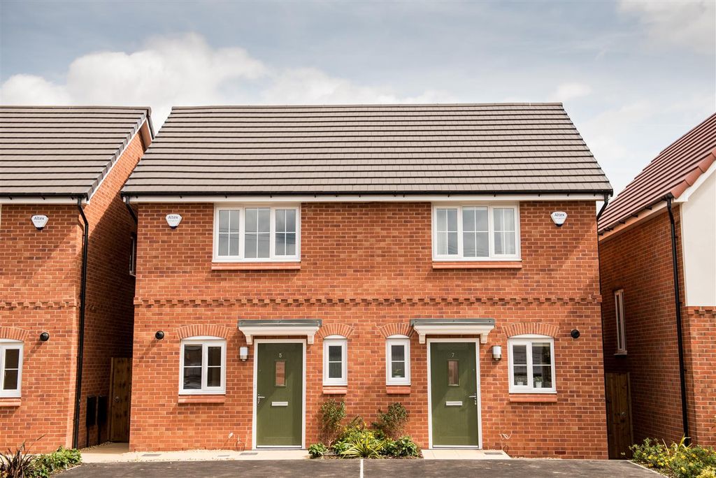 Property photo 1 of 11 Irwell External.Jpg