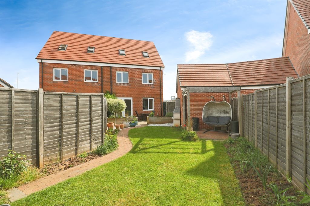 Property photo 3 of 15