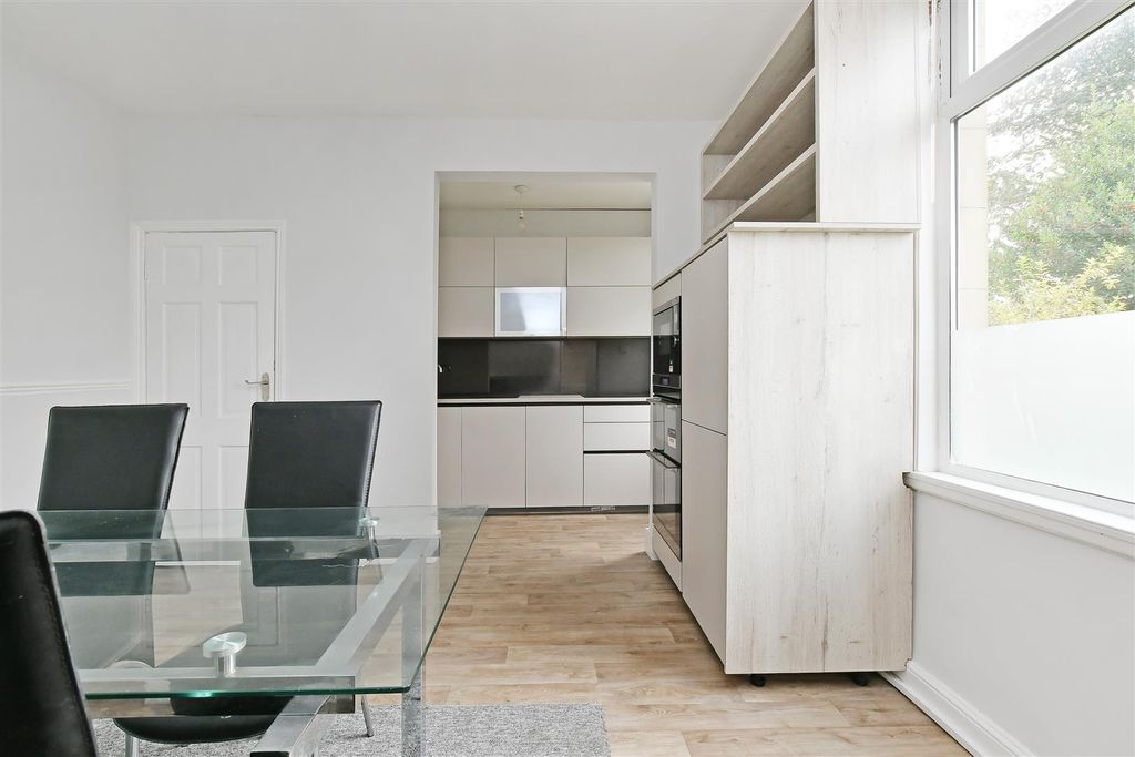 Property photo 2 of 31 Dsc_9523.Jpg