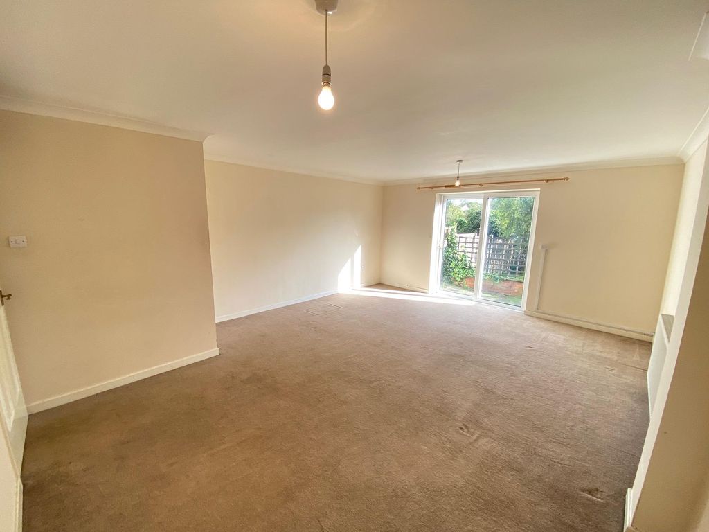 Property photo 3 of 9 Image