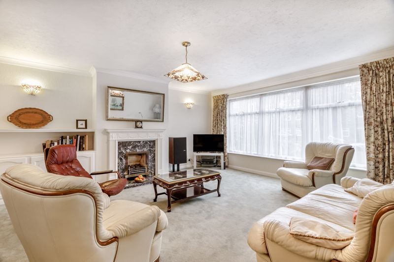 Property photo 2 of 17 Ivy Gate