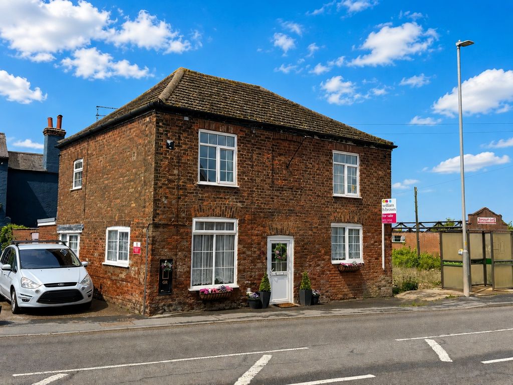 Property photo 1 of 23