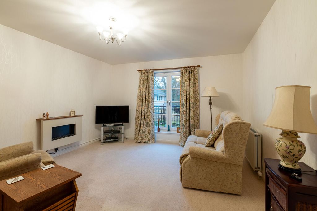 Property photo 2 of 15 Living Room