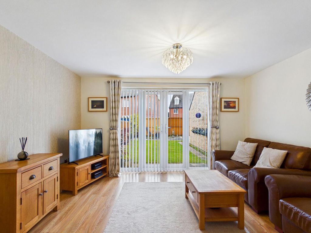 Property photo 2 of 14 Living Room