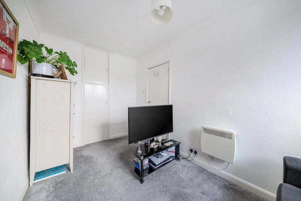 Additional image 7 of 2 bed maisonette for saleWoodford Court, Birchington CT7