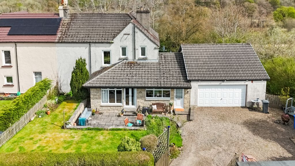 Property photo 1 of 46