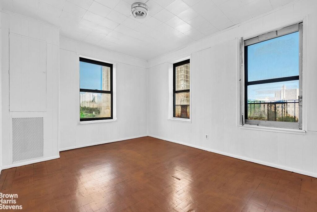 Property photo 2 of 10 <Alttext/>