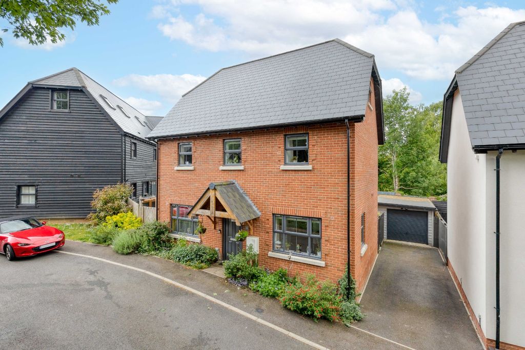 Property photo 1 of 23 4210480
