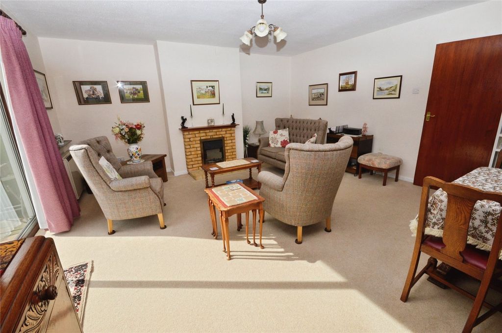 Property photo 3 of 14 Picture No. 11
