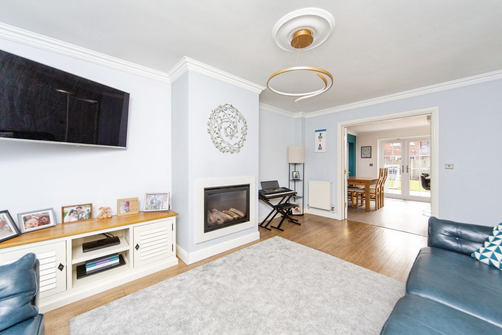 Additional image 5 of 3 bed semi-detached house for saleAusten Drive, Winwick, Warrington WA2