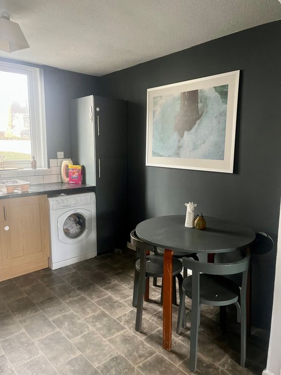 Property photo 3 of 8 15 Brunswick Court