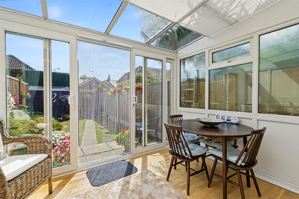 Property photo 3 of 15 Conservatory