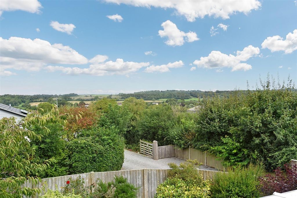 Property photo 2 of 13 View