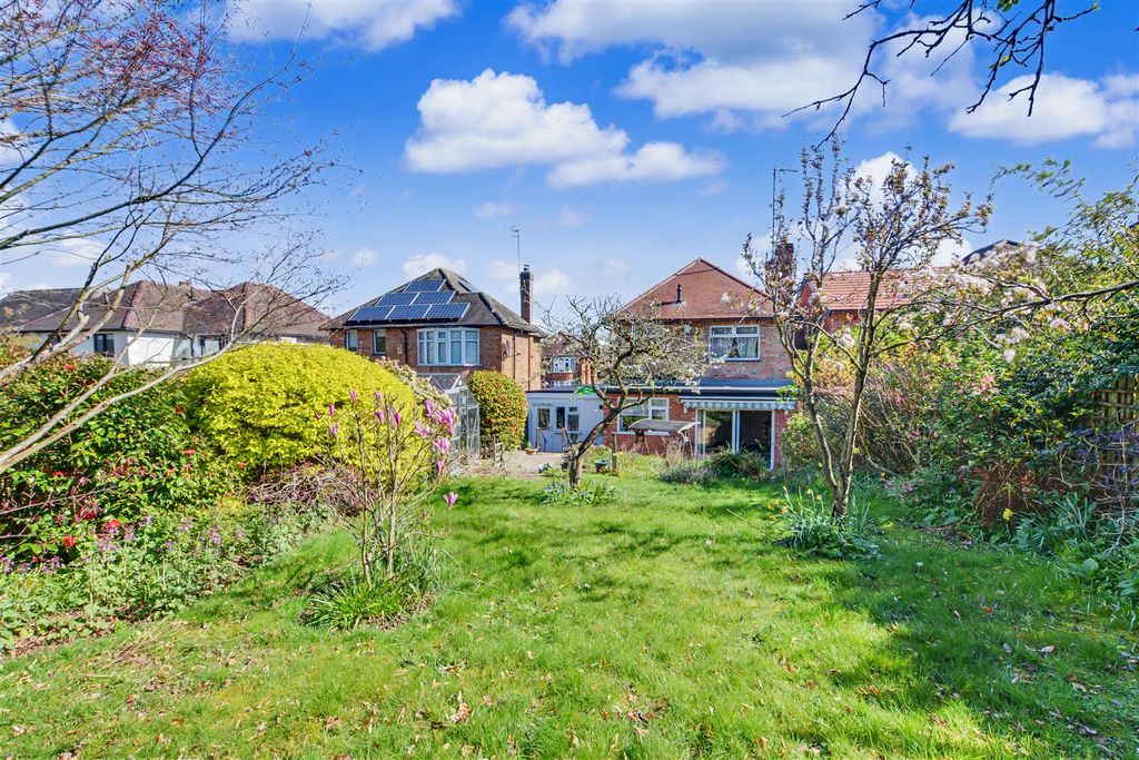 Property photo 2 of 15 Garden_3.Jpeg