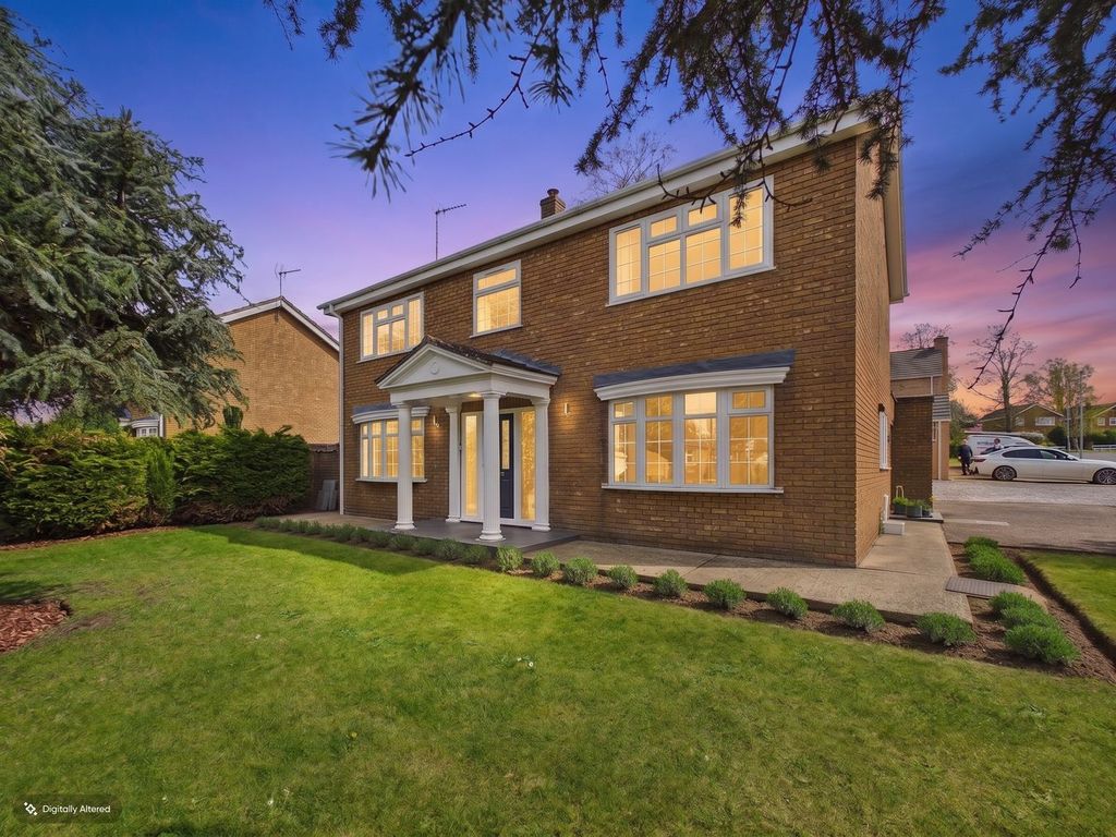 Property photo 1 of 35