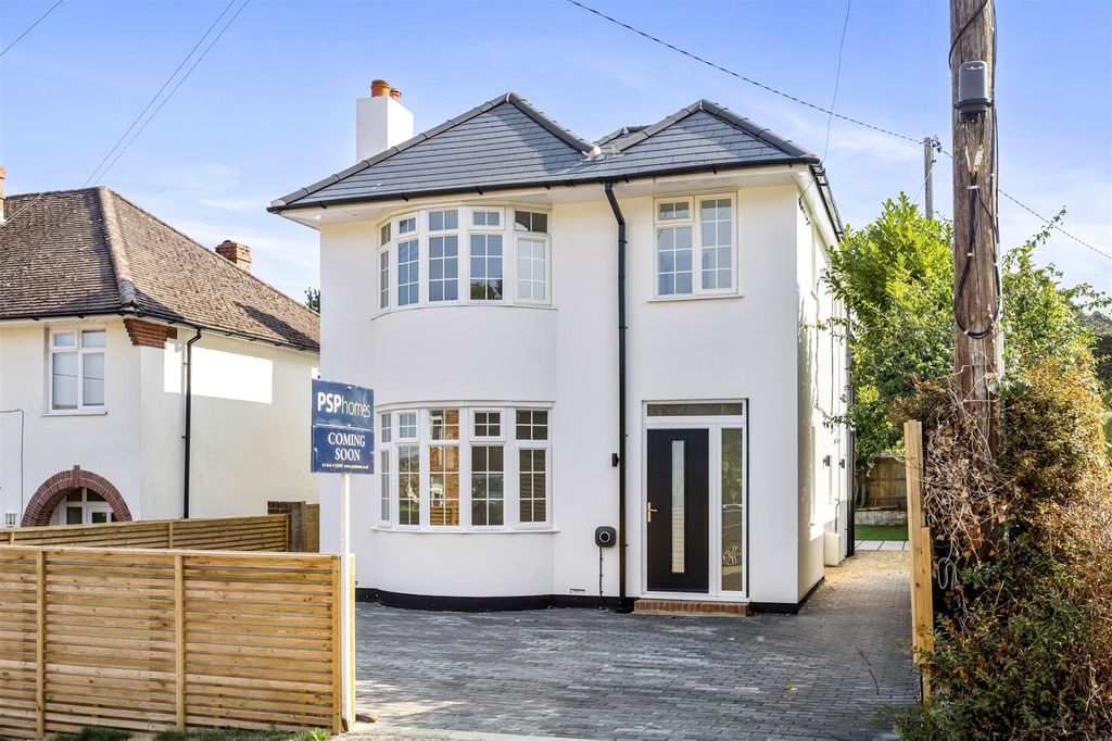 Property photo 1 of 15 Highland Road, 15-021.Jpg