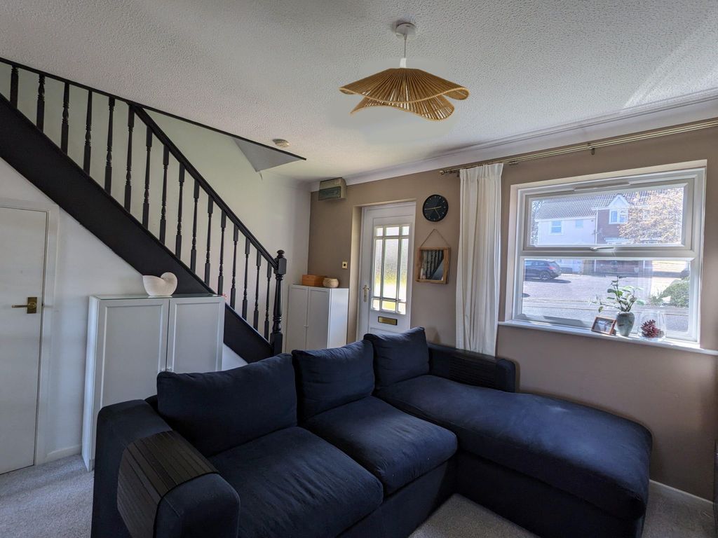 Property photo 2 of 12